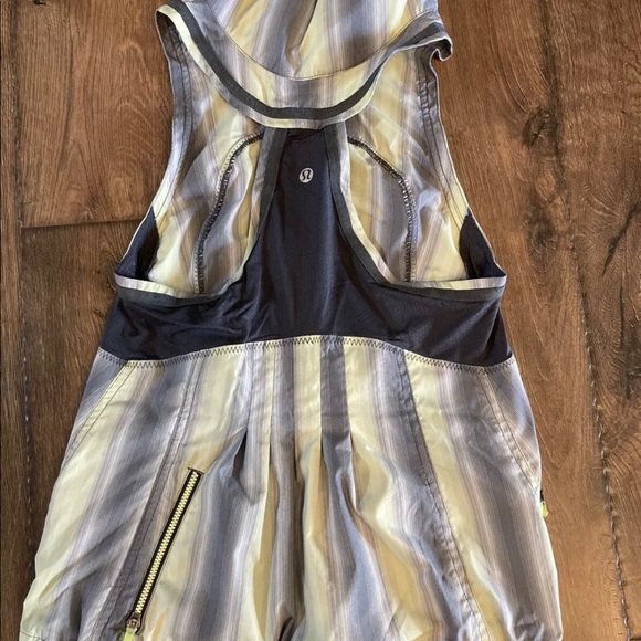 Lululemon Run Reflection Vest - Picture 3 of 4